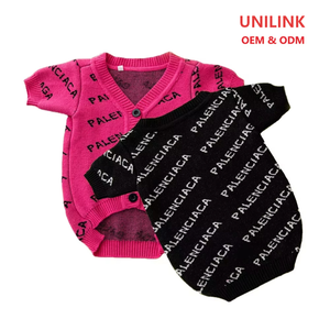 Abbigliamento per Cani OEM e ODM Ecologico, Lussuoso e Semplice, per Primavera, Estate e Autunno, Maglione Caldo per Animali Domestici, Cappotto Classico in Poliestere - Product Image 1