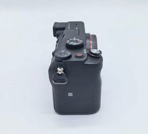 Cámara Sony A7C de Segunda Mano, Solo Cuerpo, Full Frame, Sin Espejo, 24.2MP, Video 4K, Lista para Enviar - Product Image 2