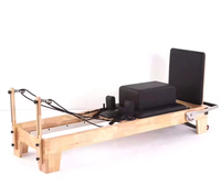 Machine de Pilates Reformer Commerciale de Studio avec Cadre et Accessoires Complets, Coussin Premium, Bois de Chêne, Personnalisable, Fabriquée en Chine