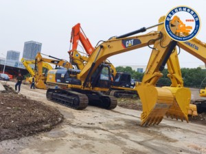 Venta Directa de Fábrica: Excavadora de Orugas CAT 329D2L con Cucharón de Excavación y Motor – Maquinaria de Construcción Usada en Venta - Product Image 3
