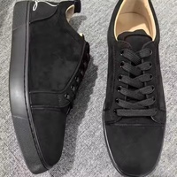 2026 Baskets de créateur pour homme, basses, à lacets, plates, noires, respirantes, avec broderie et semelle rouge, style mode et robuste
