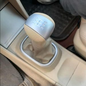 Nissan Qashqai Gear <b>Shift</b> <b>Knob</b> Beige Leather Ergonomic Design Manual Transmission - Product Image 3
