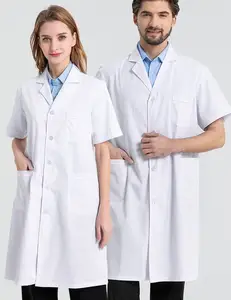 Casaco branco de manga curta unissex para enfermeira, médico, estudante universitário, uniforme médico, roupas de trabalho estampadas com logotipo