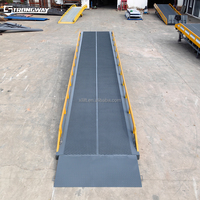 Station d'amarrage mobile Rampe pour poids lourds Rampe portable pour conteneurs et cargaisons Rampe de chargement mobile hydraulique de 20 tonnes à vendre