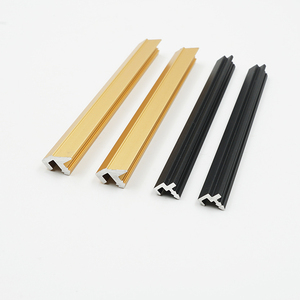 Decorazione di alta qualità in alluminio angolo T a forma di piastrelle per mobili decorativi - Product Image 1