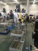 Machine de perçage verticale industrielle de haute précision Z5040 avec un puissant système d'engrenages pour le travail lourd des métaux