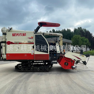Moissonneuse-batteuse XG-11580p 120 CV à transmission par engrenages, récolteuse de riz haute productivité - Product Image 4