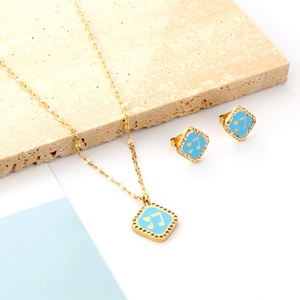 Parure de bijoux pour femme en acier inoxydable plaqué or, avec collier de mariage style euro-américain, orné de diamants et de zircons en forme de cœur - Product Image 4
