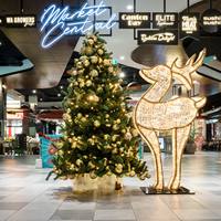 Peuplier Imperméable Personnalisé Géant Extérieur Renne De Noël avec Sculpture De Lumière Led pour La Décoration De Noël En Plein Air