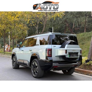 Avantage tout-terrain : Trois blocages de différentiel, profondeur de franchissement de 890 mm, suspension Cloud Chariot P, Leopard U Turn - Product Image 4