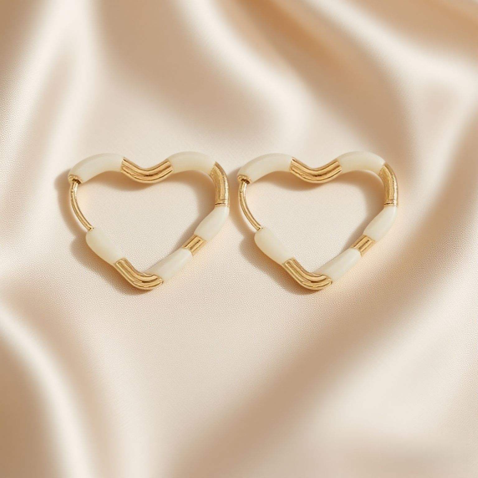 2สีขาวงาช้าง