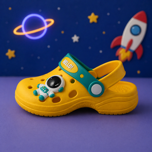 Ciabatte Sportive per Bambini Gialle con Suola in PVC EVA Spessore 15mm Tomaia in Plastica Taglia 24-29 - Product Image 2