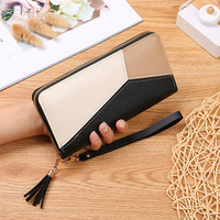 Tas Wanita Panjang Bahan Kulit PU Anti Air dengan Ritsleting Versi Korea Dompet Saku Wanita Lapisan Nilon Hiasan Huruf untuk Ponsel