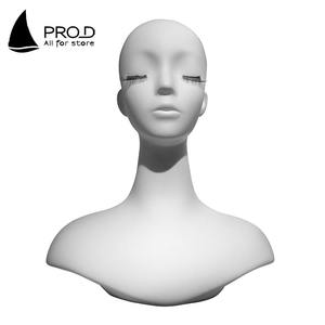 El maniquí simple y sin maquillaje con cuello de cisne se puede usar para exhibir pelucas de joyería y accesorios para el cabello - Product Image 2