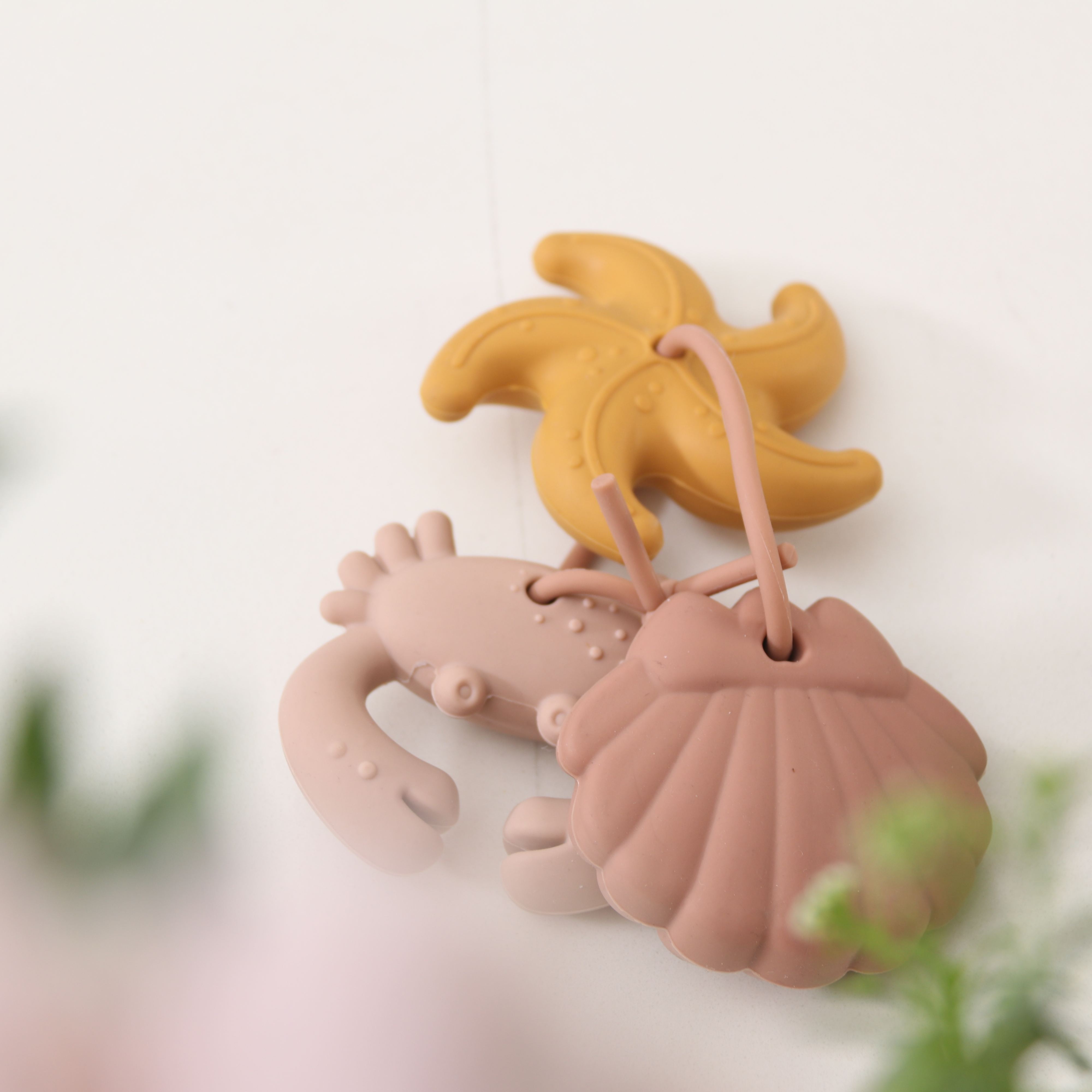 Chica | Shell, cangrejo, estrella de mar. Cadena