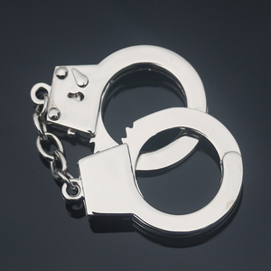 Kelepçe Anahtarlıklar Mini Kelepçe Anahtarlık Kelepçe Anahtarlık Özel Moda Kelepçe Anahtarlık Kişiselleştirilmiş Kelepçe Anahtarlıklar - Product Image 5