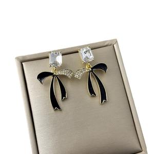 कोरियन मोती धनुष इयररिंग्स चांदी की सुई हल्के लक्जरी उच्च अंत की स्टड ईयररिंग्स गर्मियों के आला गहने महिलाओं के थोक - Product Image 5