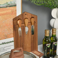 Ensemble de planche à fromage en bois d'acacia en forme de maison créative avec couteaux intégrés, support de rangement, plateau à charcuterie debout, cadeau de pendaison de crémaillère