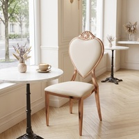 Chaise d'événement romantique en forme de cœur, structure métallique or rose et argent avec coussin en PU, chaise de salle à manger élégante pour salle de banquet