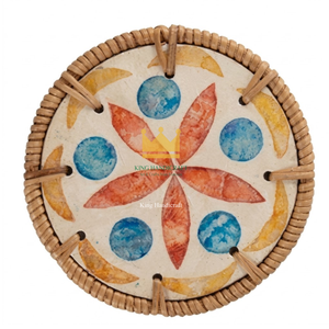 Sous-verres ronds style bohème faits à la main avec coquillages incrustés en rotin – Tapis de boisson uniques pour la maison – Vente en gros directe usine - Product Image 1