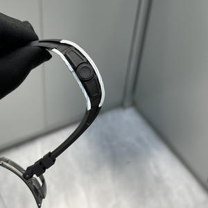 นาฬิกาข้อมือผู้ชายทันสมัยสำหรับลุคสบายๆ และธุรกิจระดับไฮเอนด์ ระบบกลไกอัตโนมัติ กันน้ำ - Product Image 5