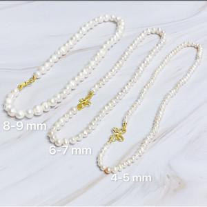 Collana di perle autentiche con chiusura a trifoglio - Product Image 1