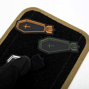 Insigne de moral à la bombe EOD patch PVC caoutchouc souple taille 3D personnalisable veilleuse brassard magique autocollant pour sac à dos petit garçon - Product Image 3