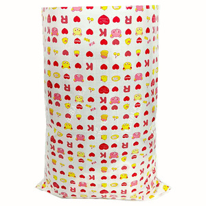 White Cartoon Red Heart Nonwoven Bag 70Gsm Screen Printed Bedding Storage Bag - Product Image 3