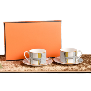 Juego de Taza y Platillo de Cerámica con Diseño de Animales Estilo Europeo Americano, Técnica de Grabado en Porcelana Fina, Caja de Regalo para el Regreso a Clases - Product Image 1