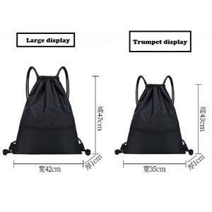 Bolsa de Gimnasio con Cordón Ajustable, Personalizable con Logotipo, Unisex, Diseño Atractivo, Impermeable, con Asa Suave y Correa Cómoda - Product Image 4