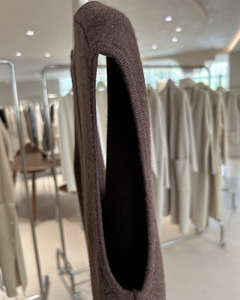 Pull en cachemire et laine pour femme, col en V, couleur bordeaux, style coréen, respirant, logo sur le devant, vêtements décontractés d'automne, nouvelle arrivée 2025 - Product Image 4