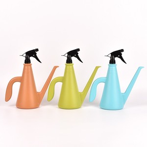 Factory direct price mini modern plastic watering can for indoor outdoor plants
