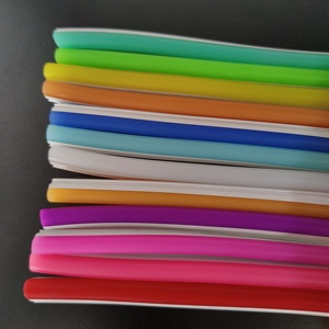 Suministro de fábrica, cubierta de tira de silicona pura de 6mm, carcasa de silicona para <span class=keywords><strong>tiras</strong></span> de neón separadas, tira de luces de señal de neón dividida Flexible de 12V - Product Image 1