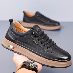 Baskets en cuir blanches pour hommes, bout rond, plateforme, semelle en caoutchouc amortie, chaussures décontractées pour la marche - Product Image 2