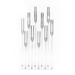 Portacandele LED in Acrilico Trasparente, Candelabro Centrotavola a 3 Bracci, Portacandele a Colonna con Paralume in Acrilico - Product Image 4