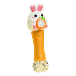Machine à bulles en forme de lapin mignon pour enfants avec lumière et musique, de 2 à 6 ans - Product Image 1