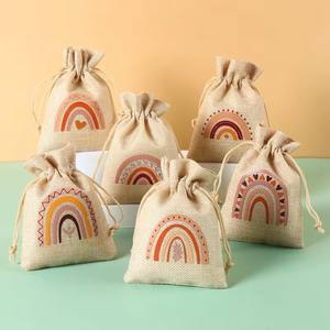 Vente en gros de sac <span class=keywords><strong>cadeau</strong></span> avec cordon de serrage pour bonbons sur le thème de la licorne de la ferme arc-en-ciel, fête prénatale, promotions de mariage campagnard rustique - Product Image 1