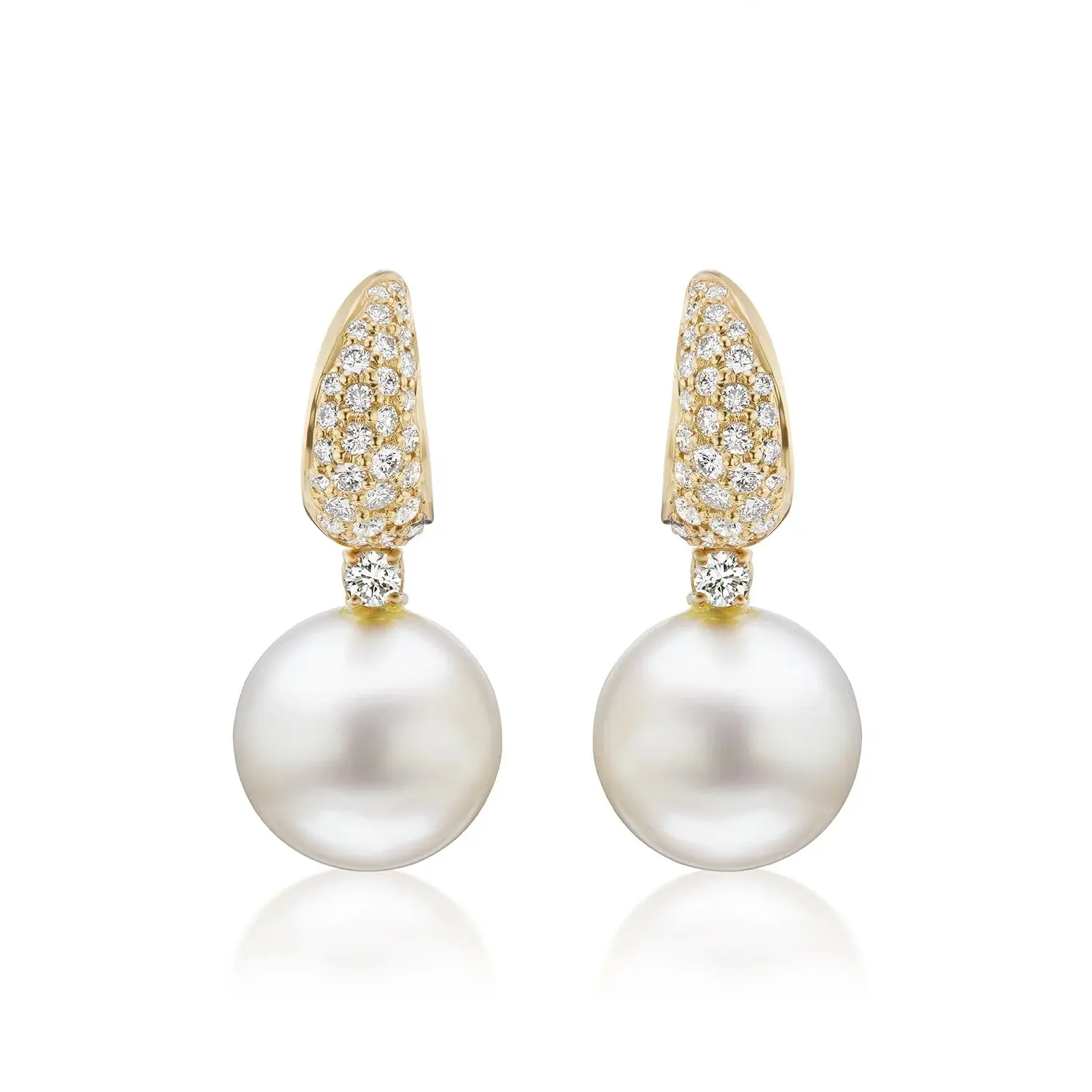 Fabrik Großhandel hochwertige weiße Perle mit CZ Huggies Ohrringe