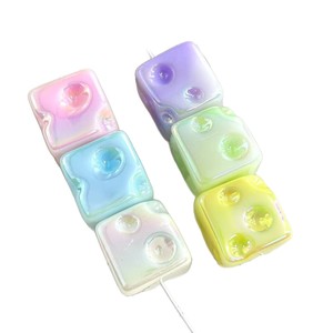 Porte-clés en acrylique en forme de cube de fromage, 14 mm, qui brille dans le noir, accessoire de bijoux pour sangle de téléphone DIY - Product Image 1