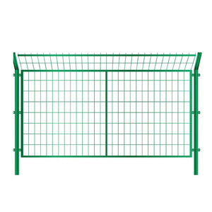 Valla fotovoltaica de alambre de acero de bajo carbono galvanizado, recinto rectangular para estación de energía solar, barandilla de carretera - Product Image 2