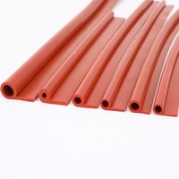 Joint d'étanchéité de porte de four en caoutchouc de silicone de type E personnalisable résistant à la chaleur avec motif en bande jusqu'à 250°C