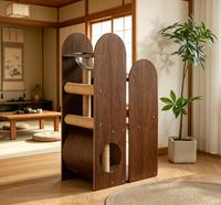 Arbre à chat moderne en bois massif, style nordique de luxe, avec structure d'escalade, niche, hamac et griffoir en sisal, écologique et facile à assembler