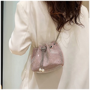 Bolsos de Mano de Moda al por Mayor con Cadena y Diamantes Brillantes para Damas, Bolsos de Cuero para Llevar Bajo el Brazo, Bolsos Cruzados para Mujer - Product Image 6