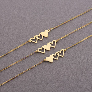 Collar de Acero Inoxidable Antideslustre con Colgante de Corazón de Tres Hermanas, Regalo Significativo para Mujeres, Venta al por Mayor - Product Image 5