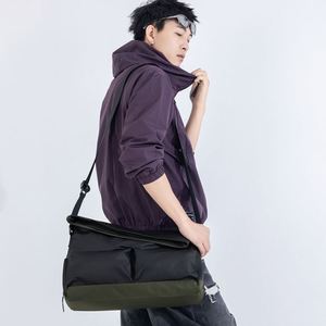 Sac de voyage unisexe tout-en-un en PU avec fermeture éclair, imperméable, grande capacité, compartiment sec/humide, idéal pour la gym, les affaires et l'entraînement - Product Image 2