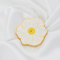 Portable Mini métal aiguille cueilleur mignon broderie point de croix accessoire de couture avec fil gros sac emballage