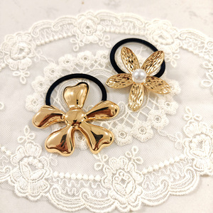 Accesorios para el cabello para niños de estrella de cinco puntas de gama alta, anillo para el cabello de acero inoxidable con estrella dorada, lazos para el cabello de goma a la moda - Product Image 3