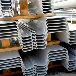 Palplanches en acier de type Z robustes, en forme de U, épaisses, à emboîtement, pour quai de sec et mur de soutènement permanent - Product Image 4