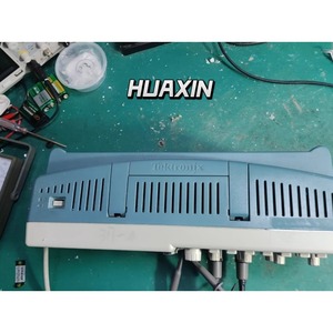 Tektronix TDS1012B 100Mhz, 1GSa/s sans accessoires UTILISÉ - Product Image 2