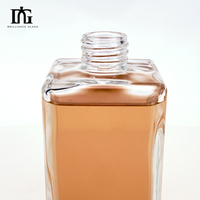 Bouteille en verre Super Flint de 750 ml avec bouchon à vis, personnalisable pour whisky, vodka, gin, rhum, spiritueux – Fournisseur d'emballages
